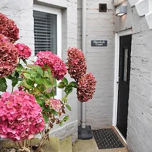 havelock-court-apartment-whitby.yorkshirehotels.net/